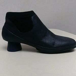 Camper Alright Contrast Heel Bootie